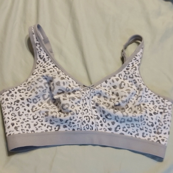 Sports Bra - Picture 1 of 3
